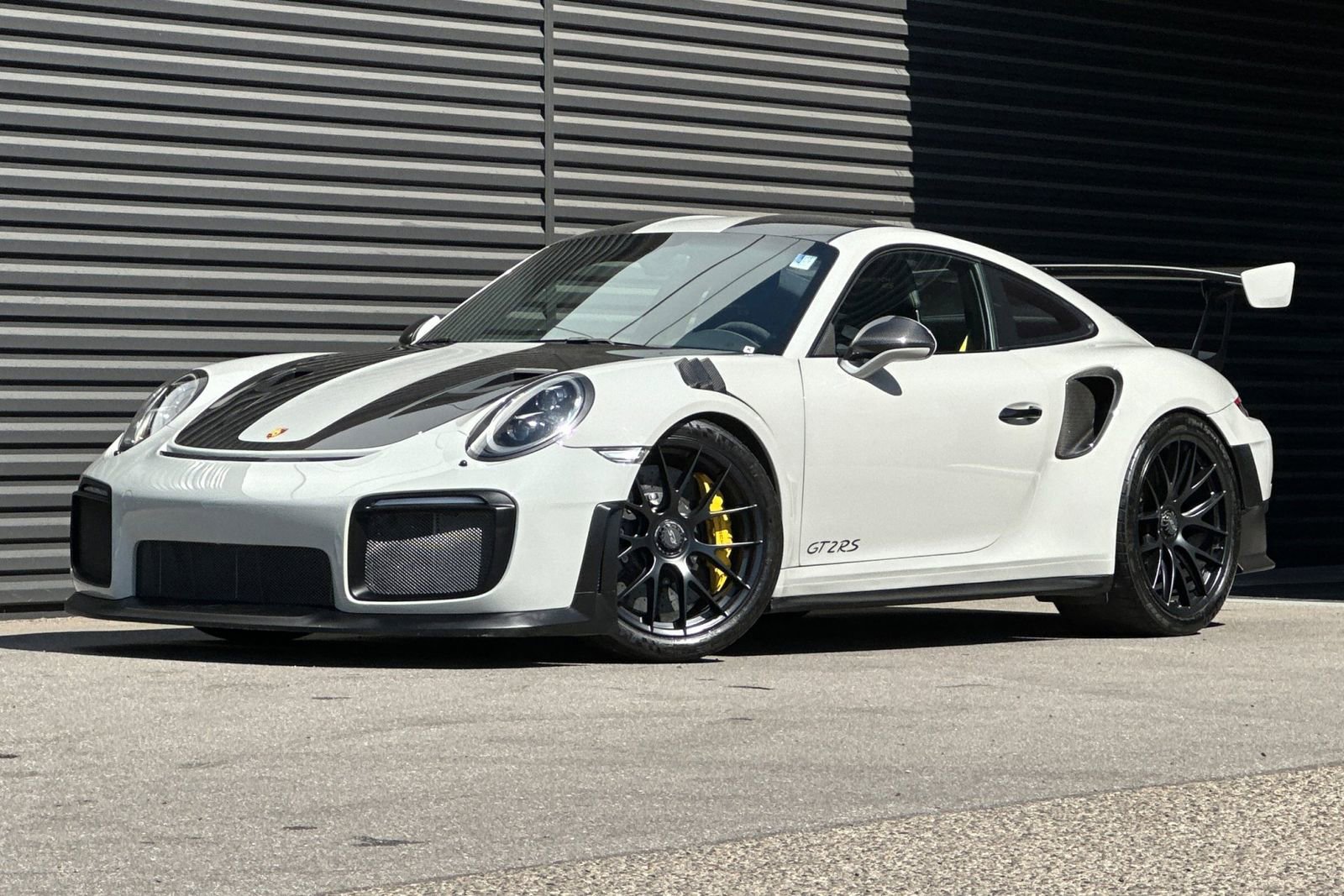 Used 2018 Porsche 911 GT2 RS w/ Weissach Package image 1