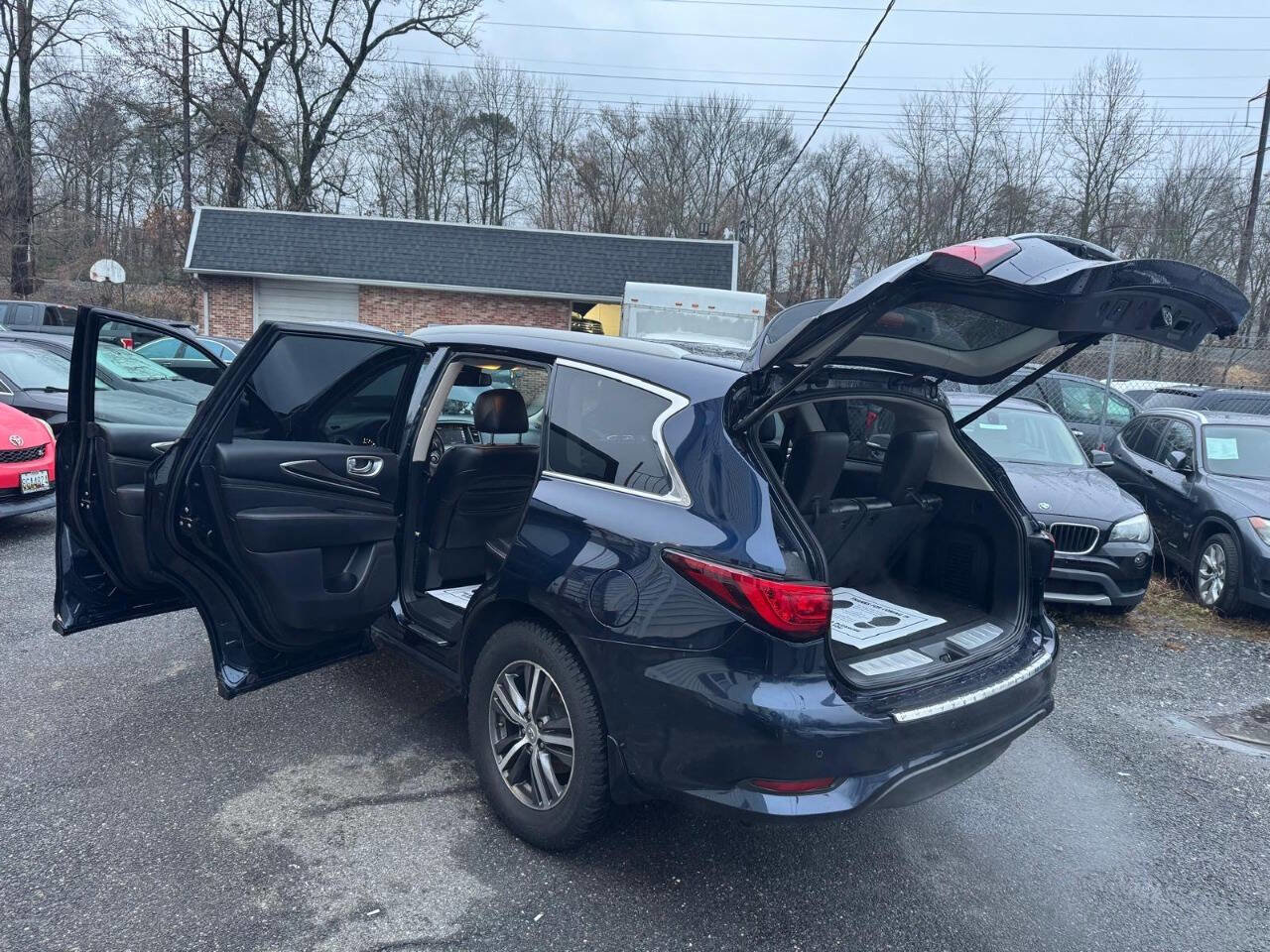 Used 2017 INFINITI QX60 Base AWD 4dr SUV w/ Premium Plus Package image 10