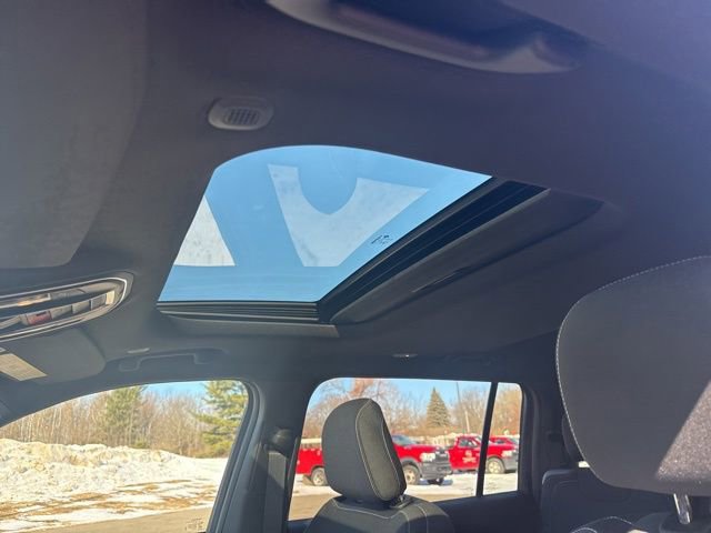 New 2026 Jeep Grand Cherokee L Laredo image 28