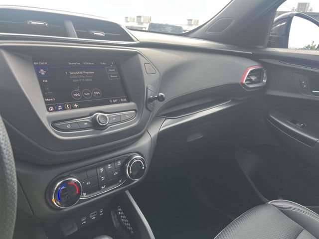 Used 2022 Chevrolet TrailBlazer RS FWD image 33
