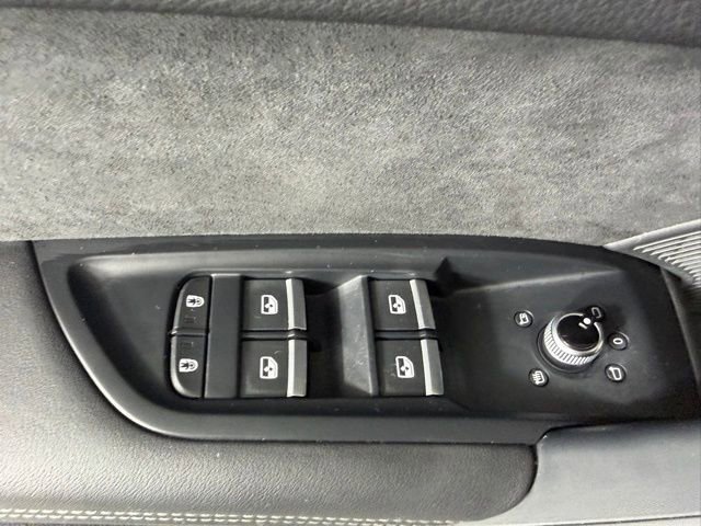 Used 2023 Audi Q5 e Premium Plus w/ Premium Plus Package image 19