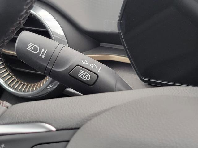 Used 2024 Chevrolet Trax ACTIV w/ Sunroof Package image 15