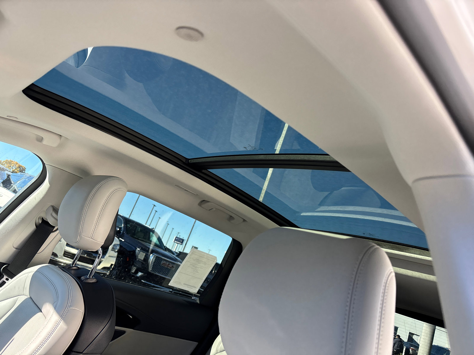 New 2026 Lincoln Nautilus Premier w/ Equipment Group 102A image 27