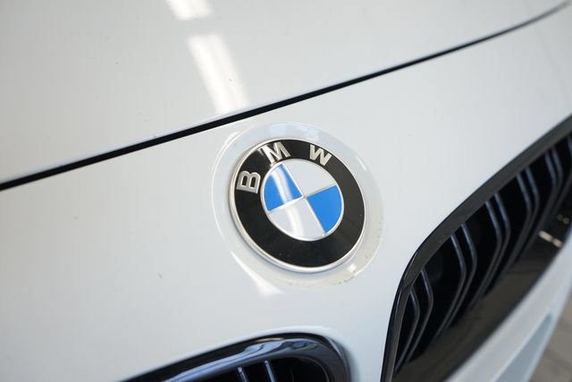 Used 2018 BMW 330i xDrive Sedan AWD/4WD image 18
