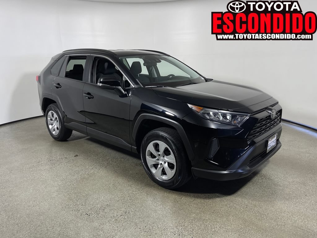 Certified 2021 Toyota RAV4 LE FWD image 1
