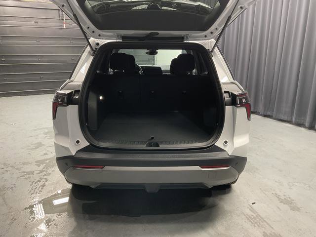 New 2026 Chevrolet Equinox LT w/ Safety and Technology Package image 6