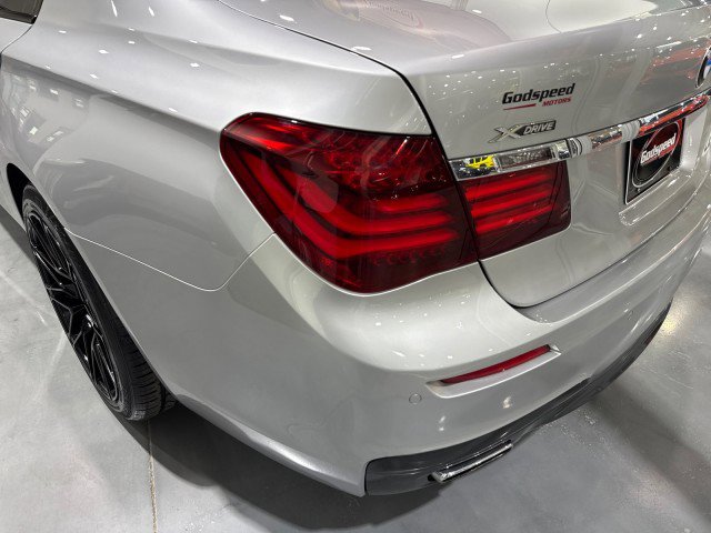 Used 2015 BMW 750Li xDrive w/ M Sport Edition AWD/4WD image 39
