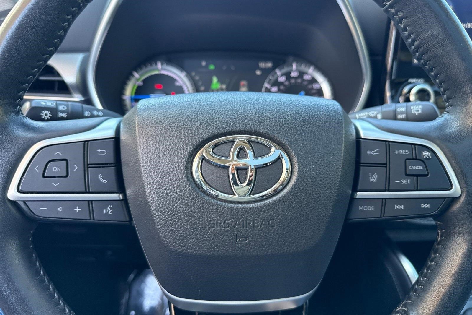 Used 2022 Toyota Highlander Platinum AWD/4WD image 15