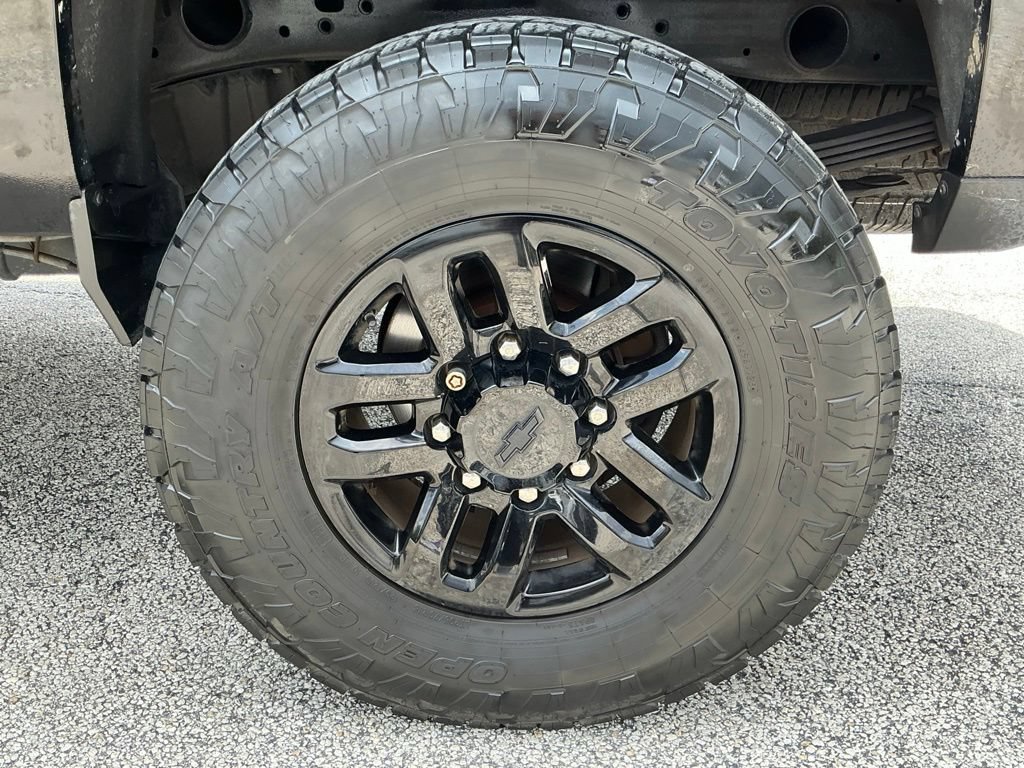 Used 2019 Chevrolet Silverado 2500 LTZ w/ Duramax Plus Package AWD/4WD image 31