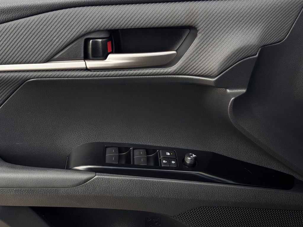 Used 2025 Toyota Camry SE w/ Multimedia Upgrade Package image 25