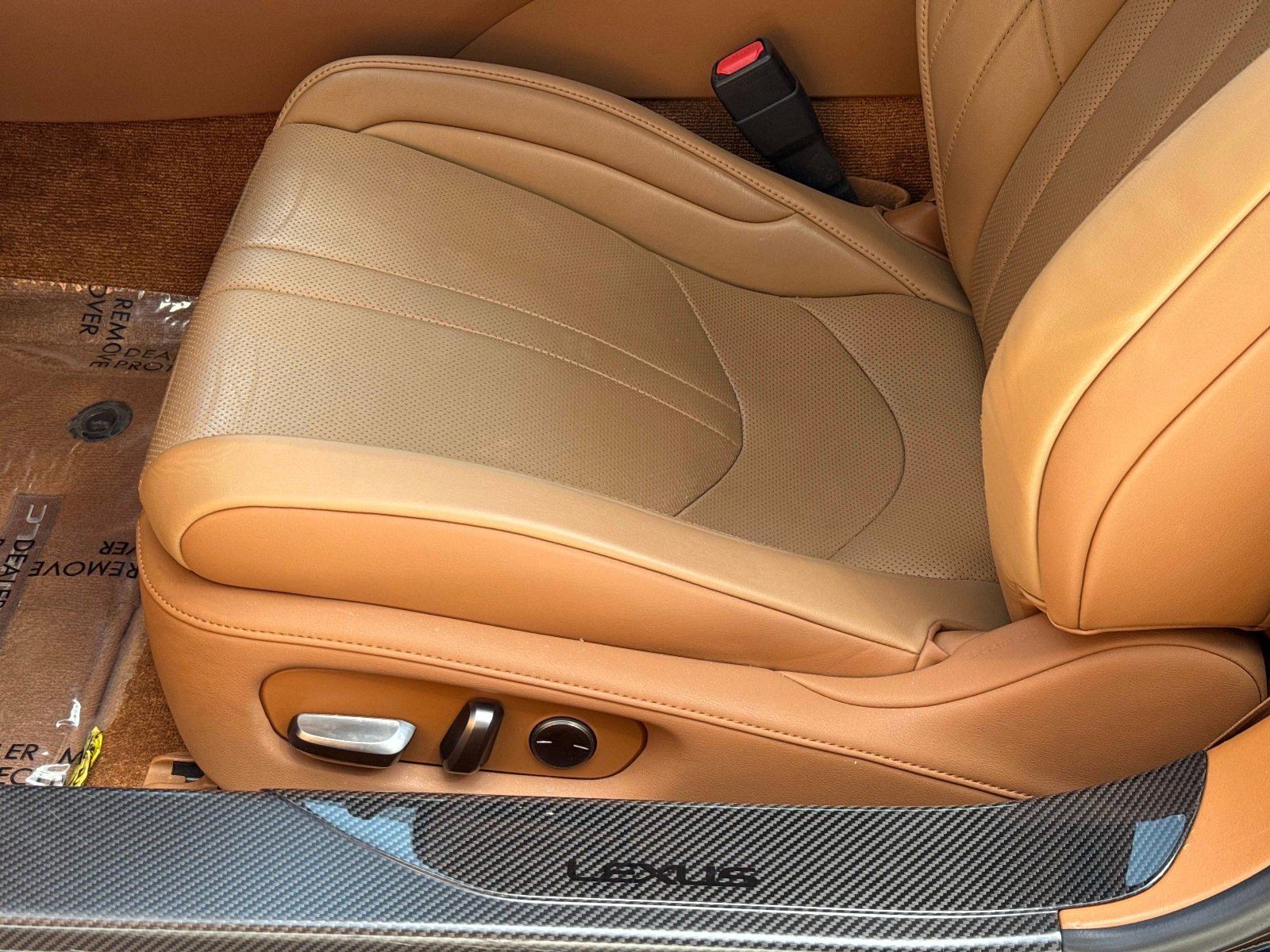 Certified 2022 Lexus LC 500 Convertible w/ Touring Package image 13