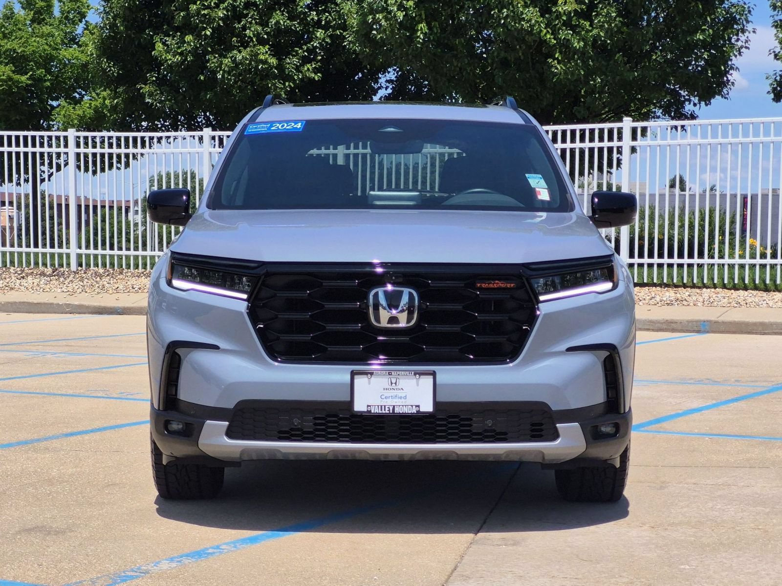 Certified 2024 Honda Pilot TrailSport image 3