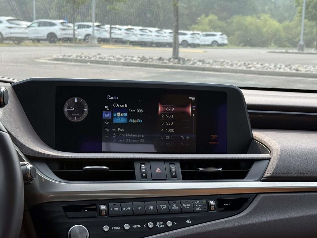 Used 2021 Lexus ES 350 w/ Premium Package FWD image 10