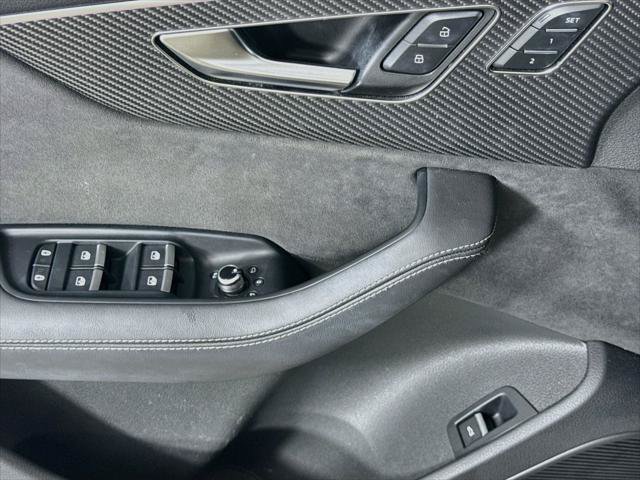 Certified 2025 Audi SQ7 Prestige AWD/4WD image 11