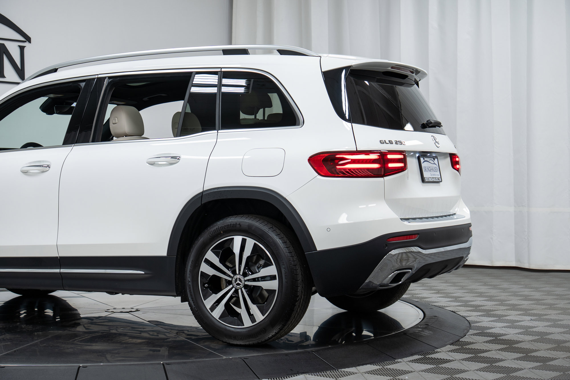 New 2026 Mercedes-Benz GLB 250 4MATIC image 29