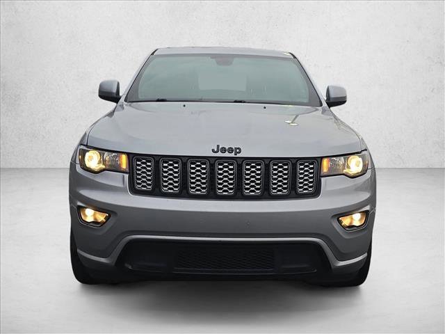 Used 2019 Jeep Grand Cherokee Altitude image 25