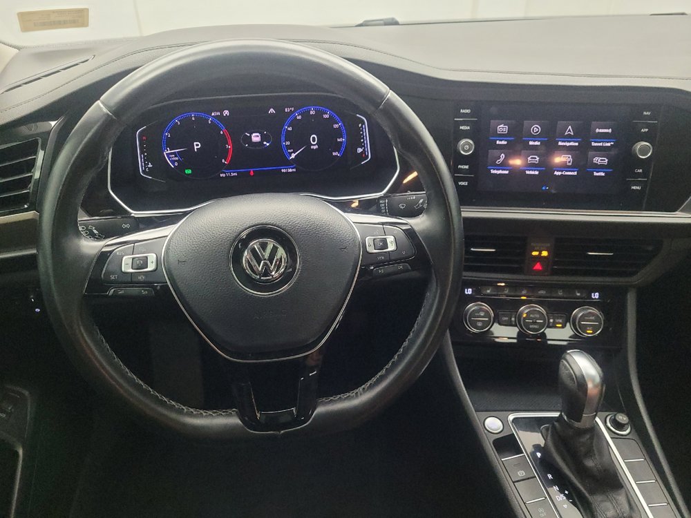Used 2019 Volkswagen Jetta SEL Premium FWD image 22