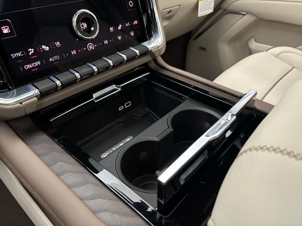 New 2026 GMC Yukon Denali w/ Sun & Power Step Package image 29