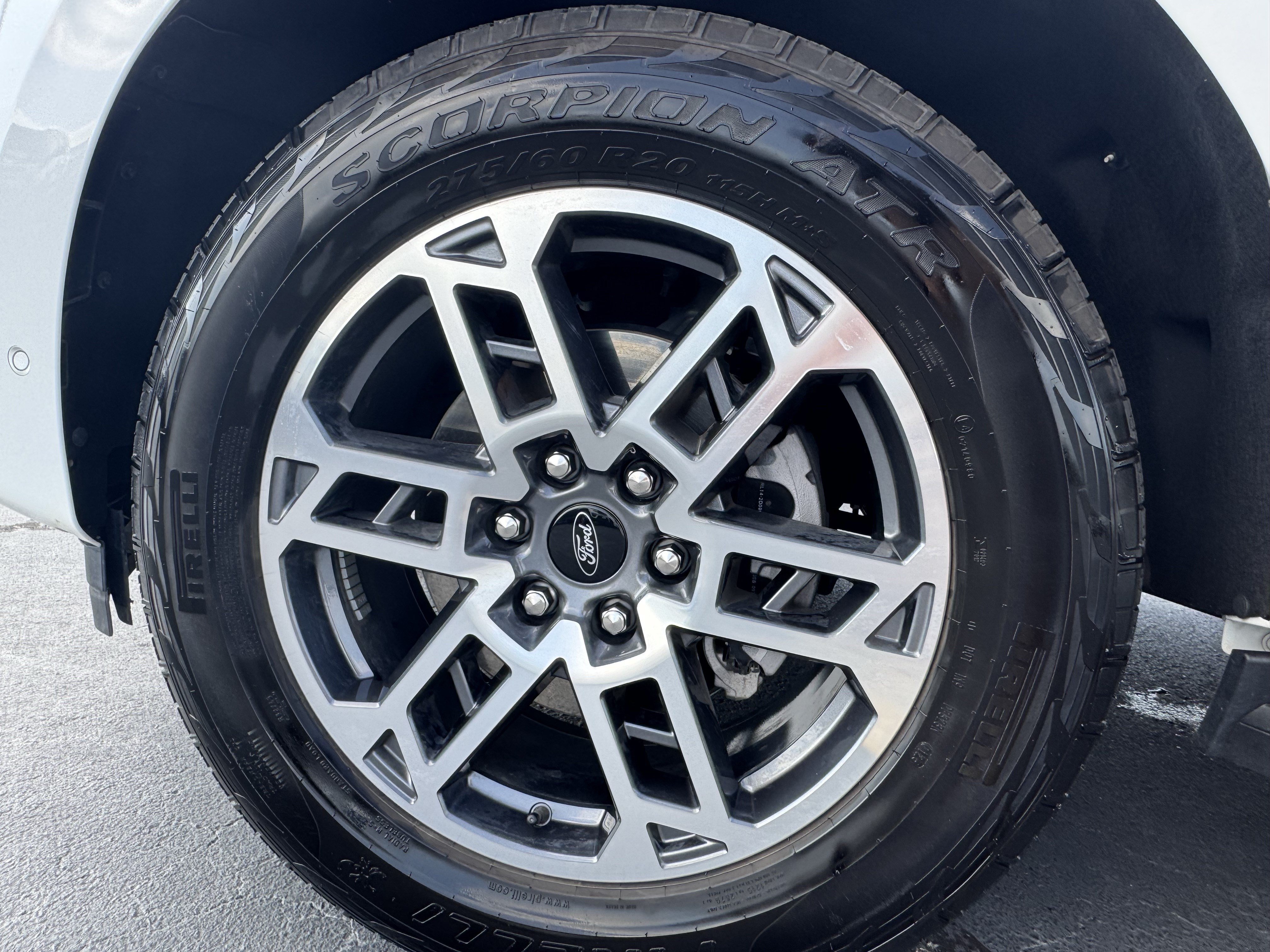 Certified 2025 Ford Expedition Active AWD/4WD image 14