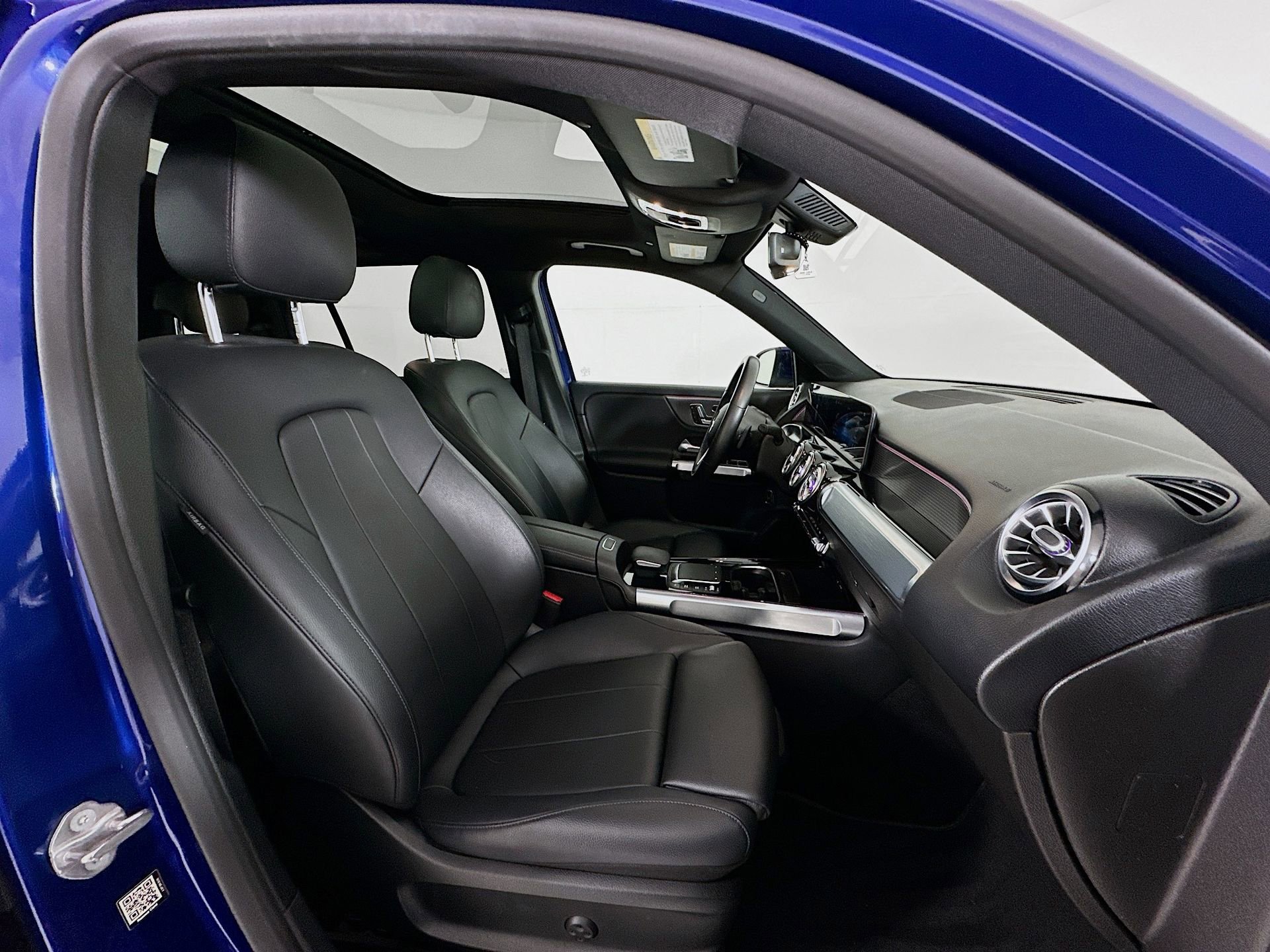 Certified 2021 Mercedes-Benz GLB 250 image 30