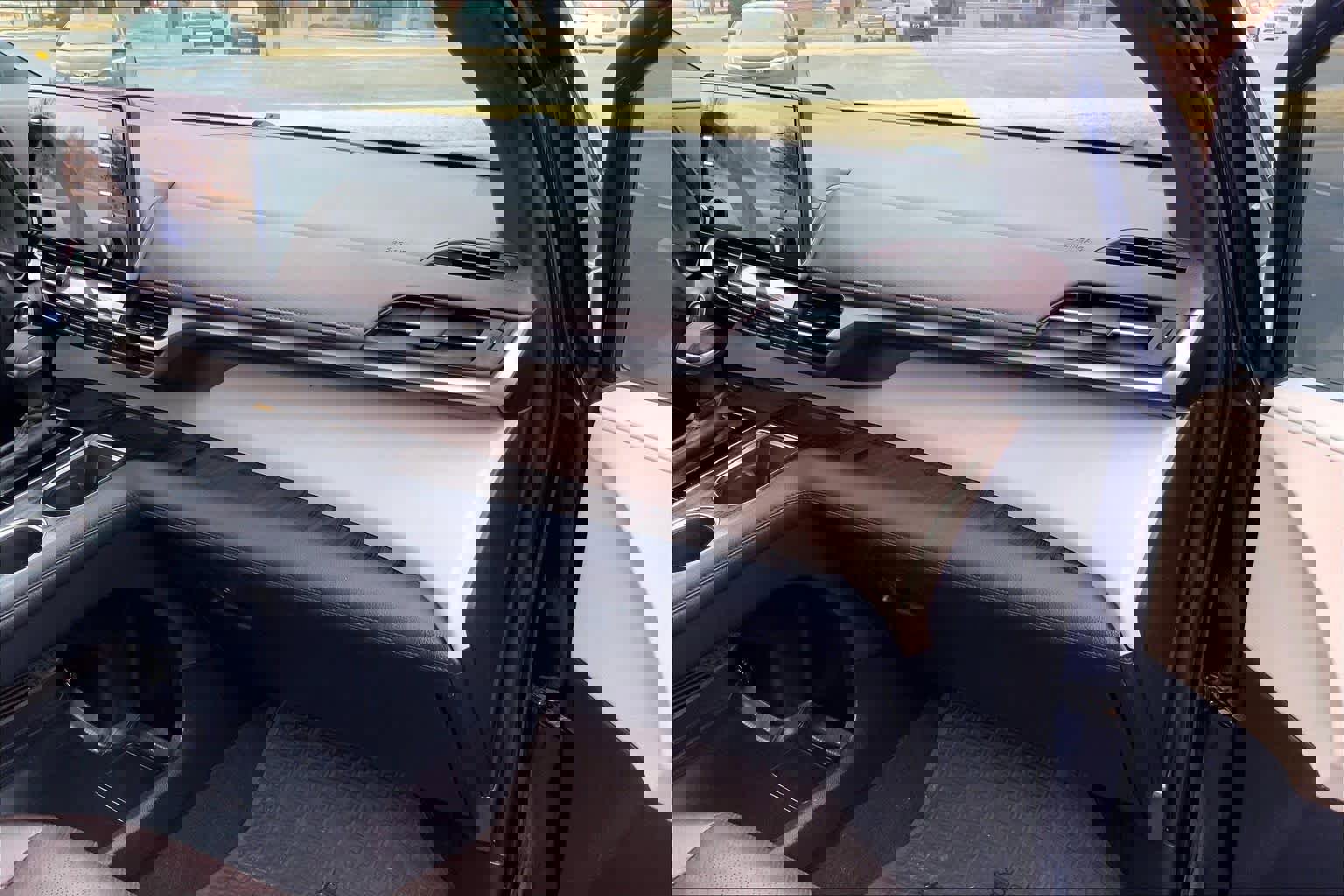 Used 2021 Toyota Sienna Platinum image 17