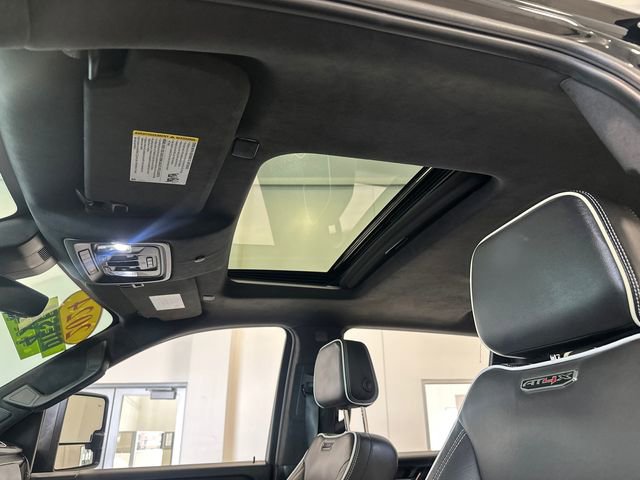 Used 2025 GMC Sierra 2500 AT4X image 30