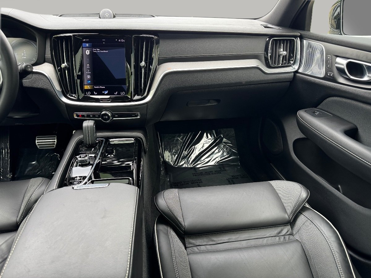 Used 2022 Volvo V60 T8 Polestar AWD/4WD image 22