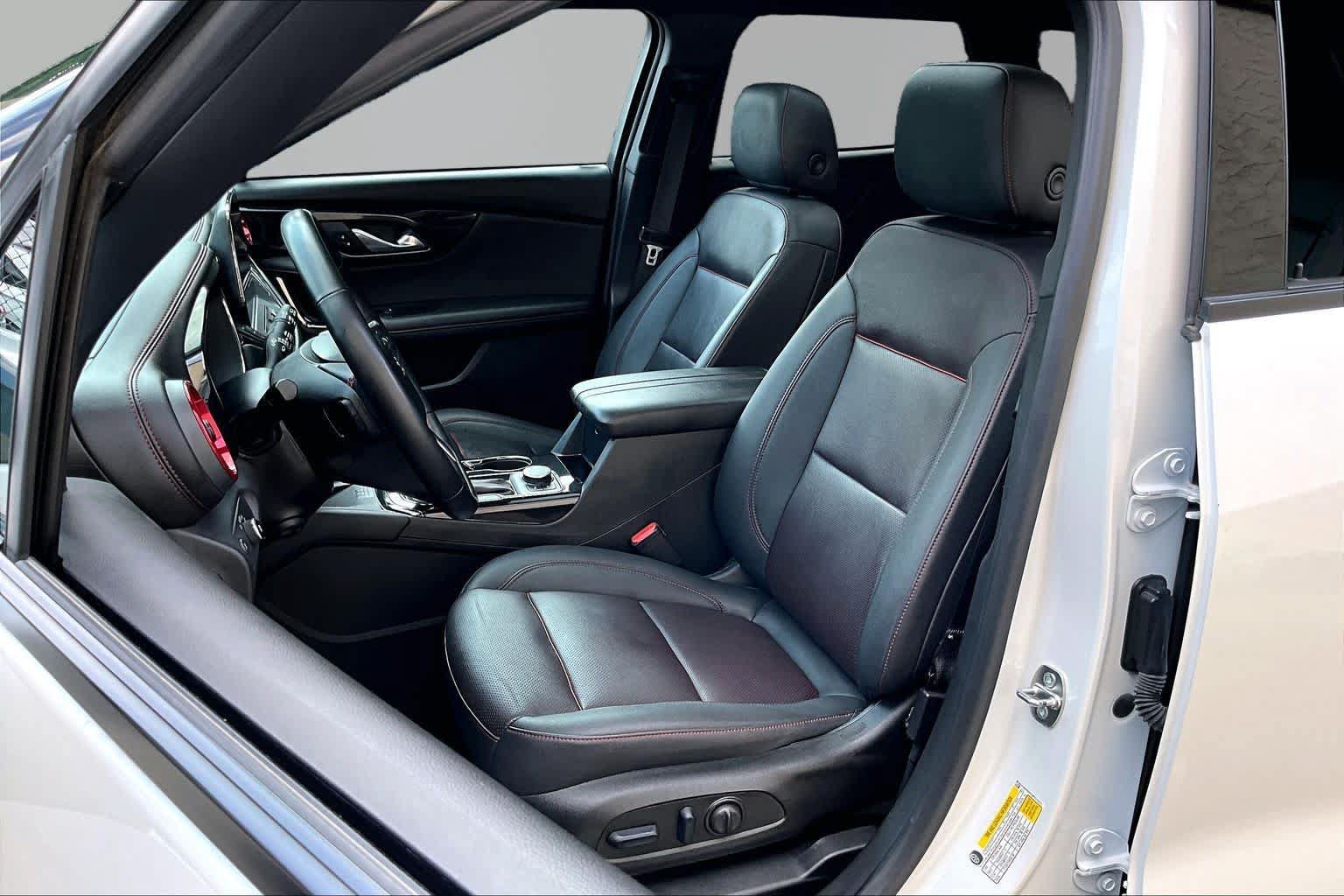 Used 2023 Chevrolet Blazer RS w/ Enhanced Convenience Package AWD/4WD image 8