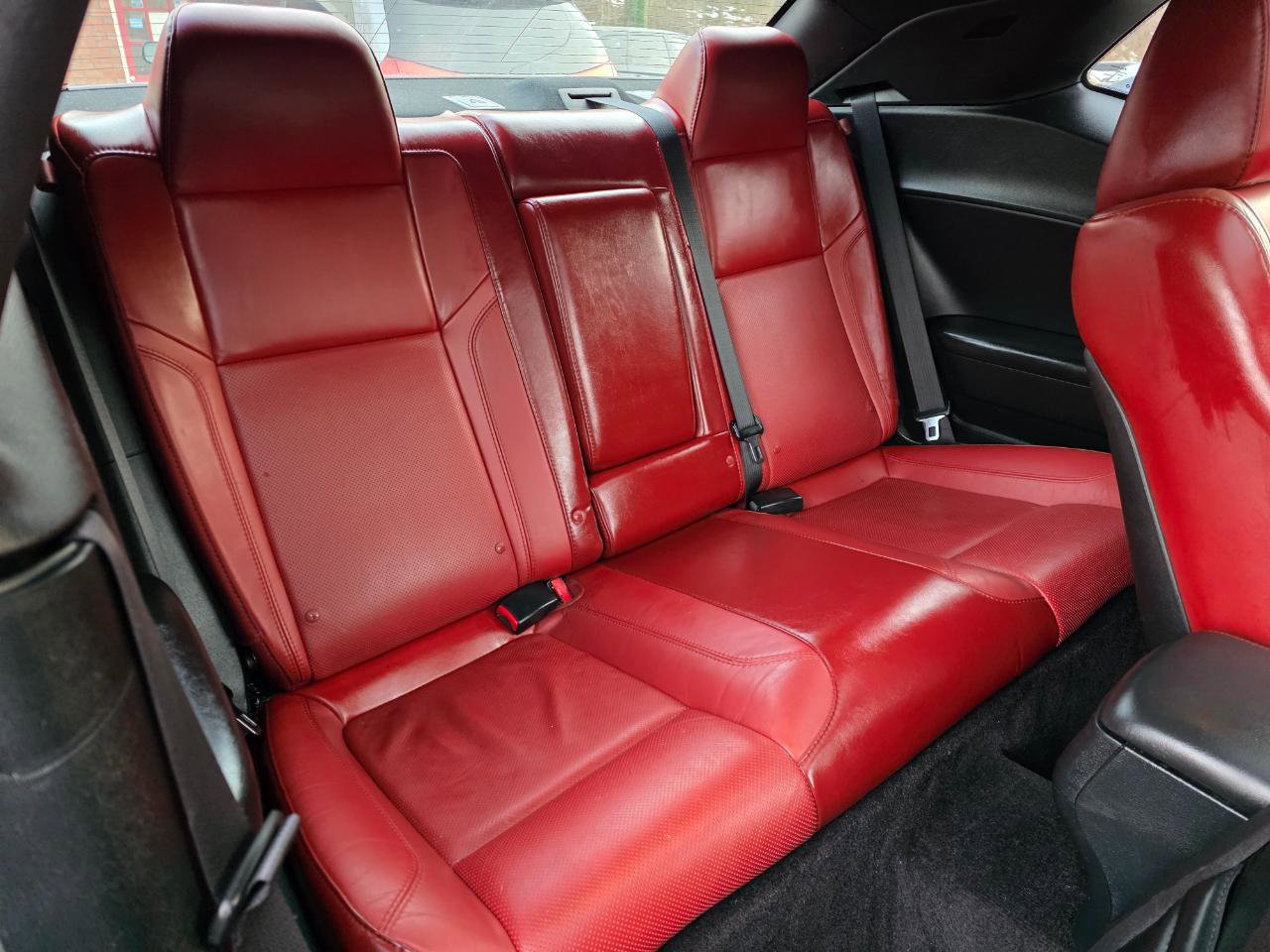 Used 2017 Dodge Challenger GT image 17