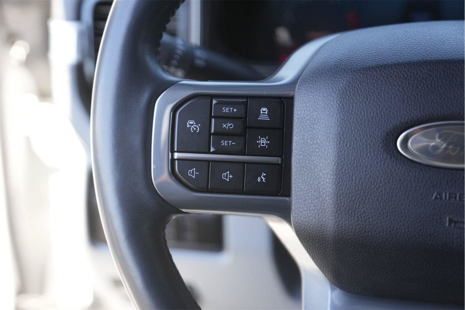 Used 2024 Ford F450 Limited AWD/4WD image 23