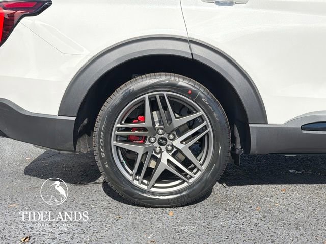 New 2026 Ford Explorer ST image 32