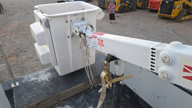 Used 2014 Ford F450 XL w/ Power Equipment Group image 31