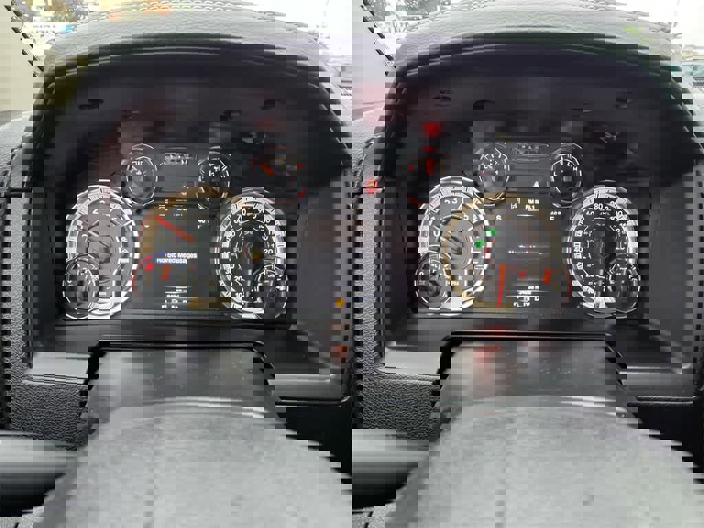 Used 2019 RAM 1500 Laramie image 21