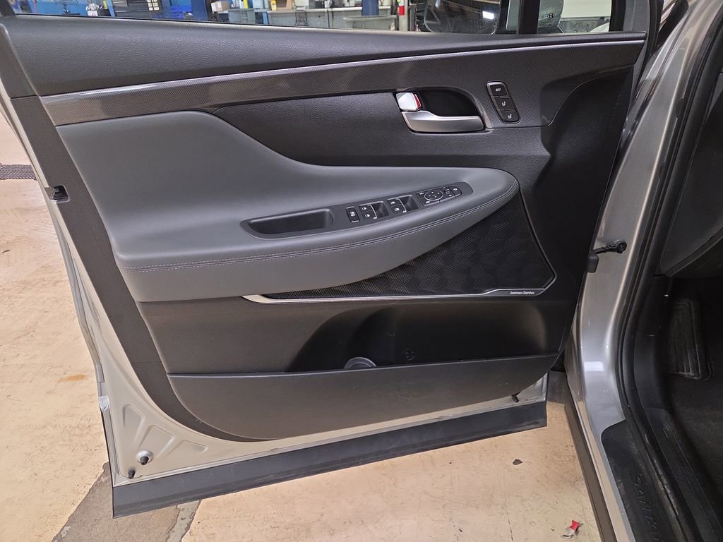 Used 2022 Hyundai Santa Fe Limited image 11