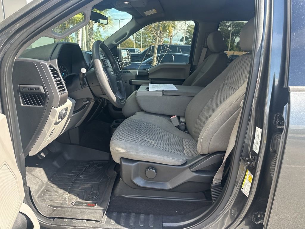 Used 2019 Ford F150 XLT image 3