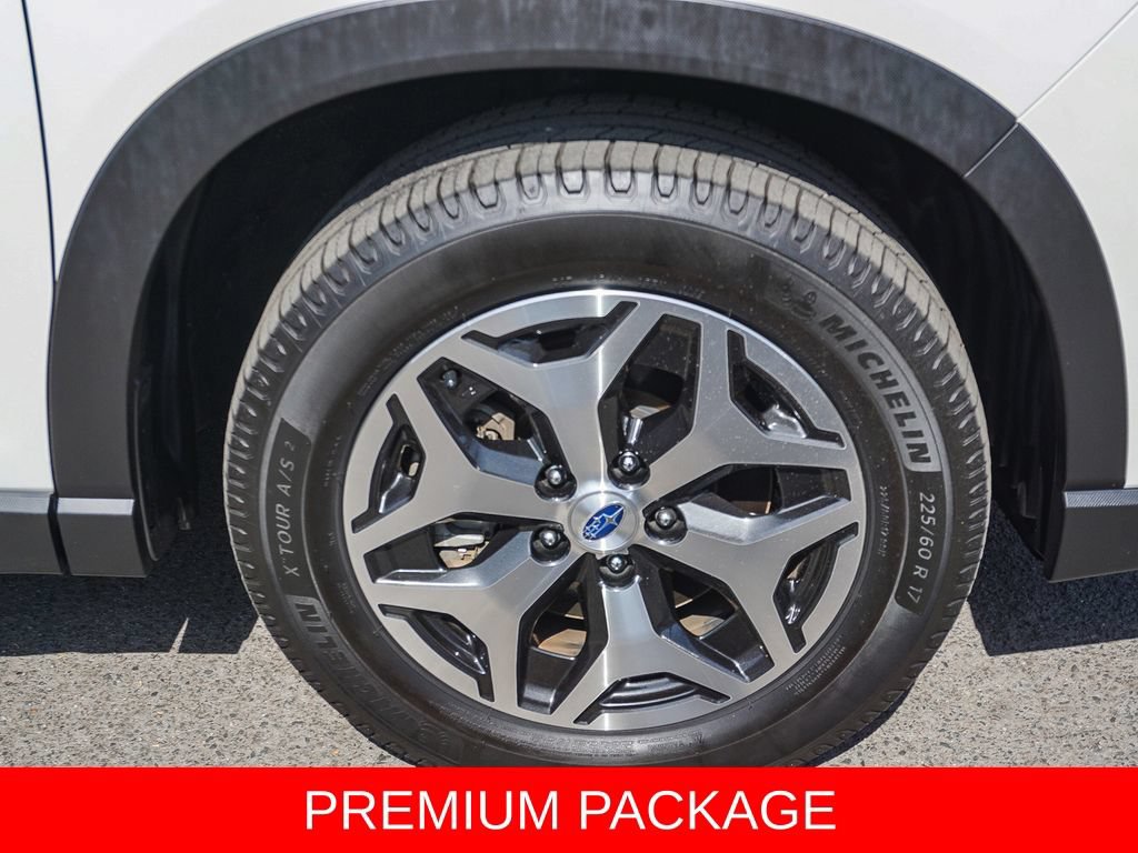 Used 2020 Subaru Forester Premium AWD/4WD image 9