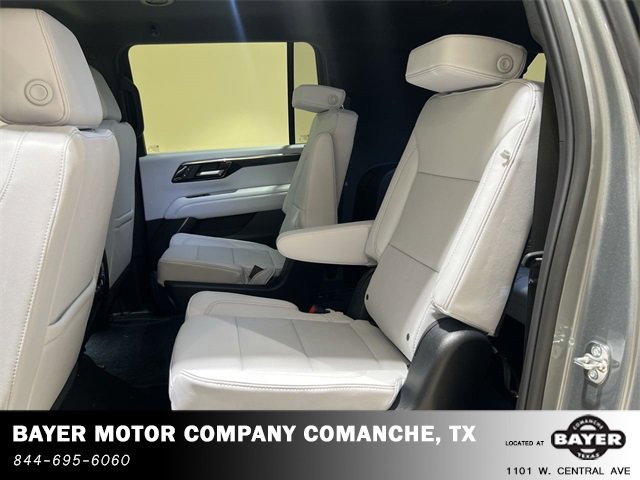New 2026 Chevrolet Suburban Premier image 24