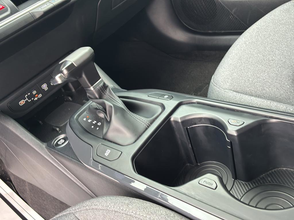 Certified 2025 Kia K4 EX FWD image 33