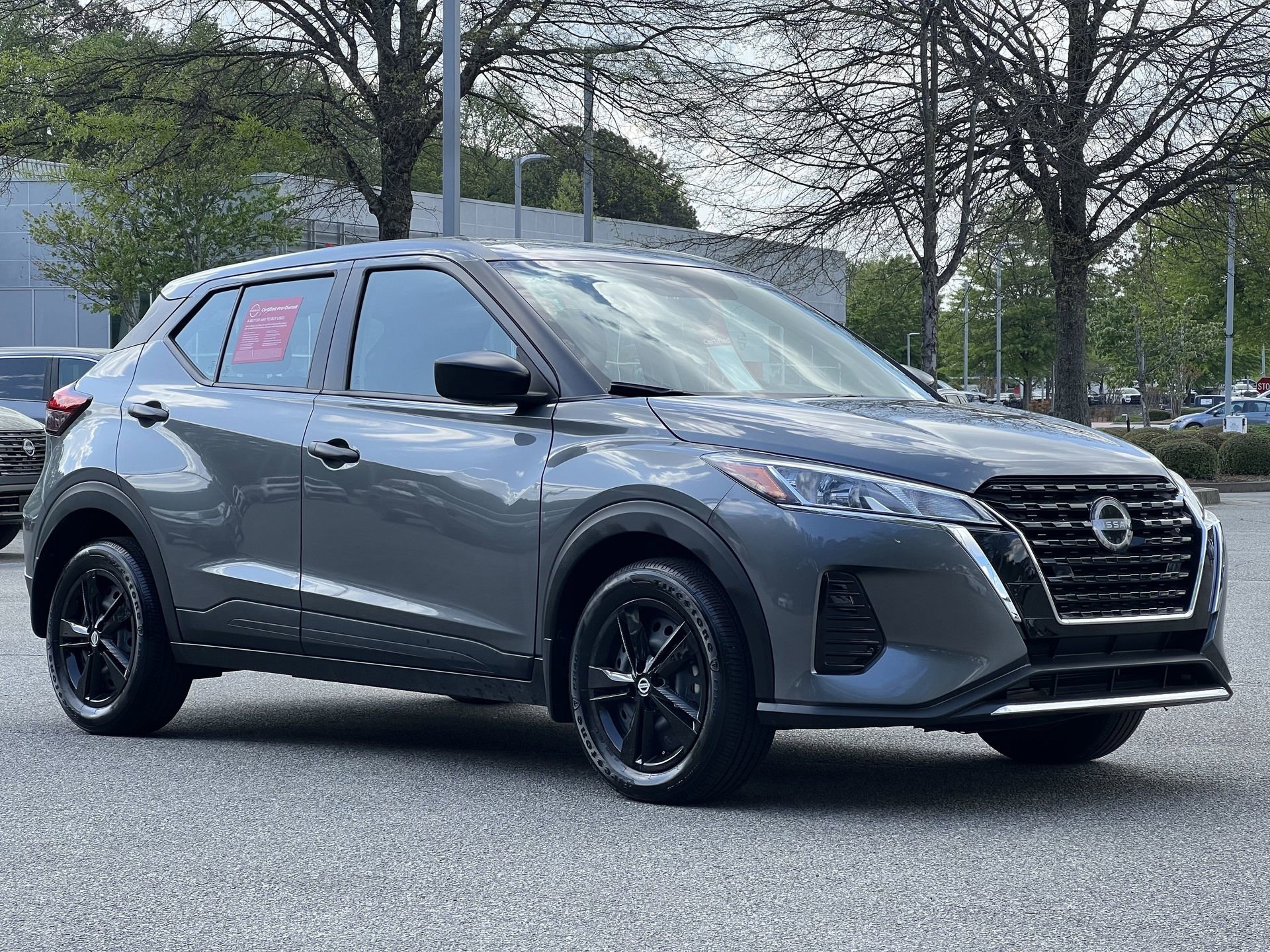 Certified 2025 Nissan Kicks Play S image 23