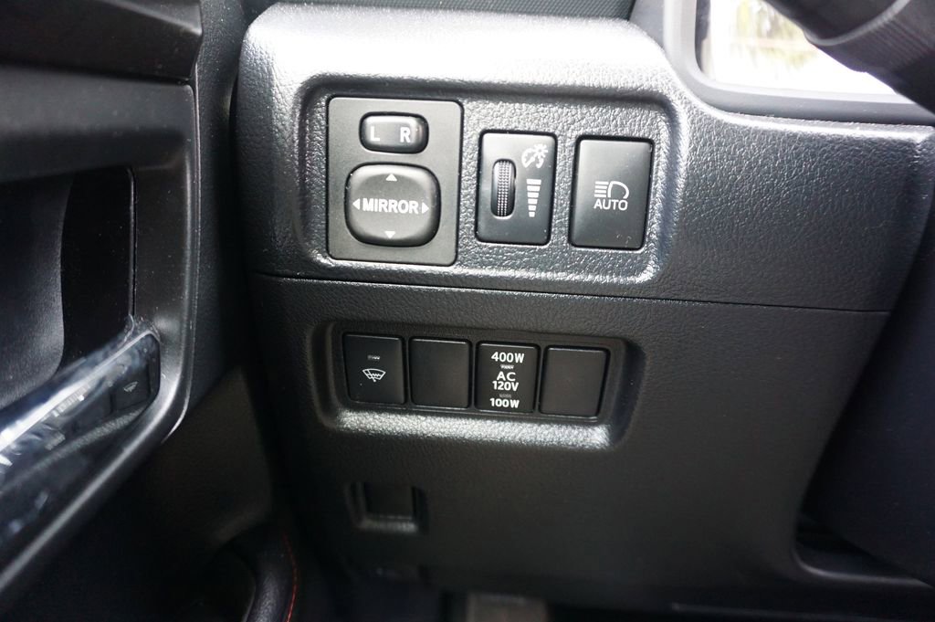 Used 2021 Toyota 4Runner TRD Off-Road image 5