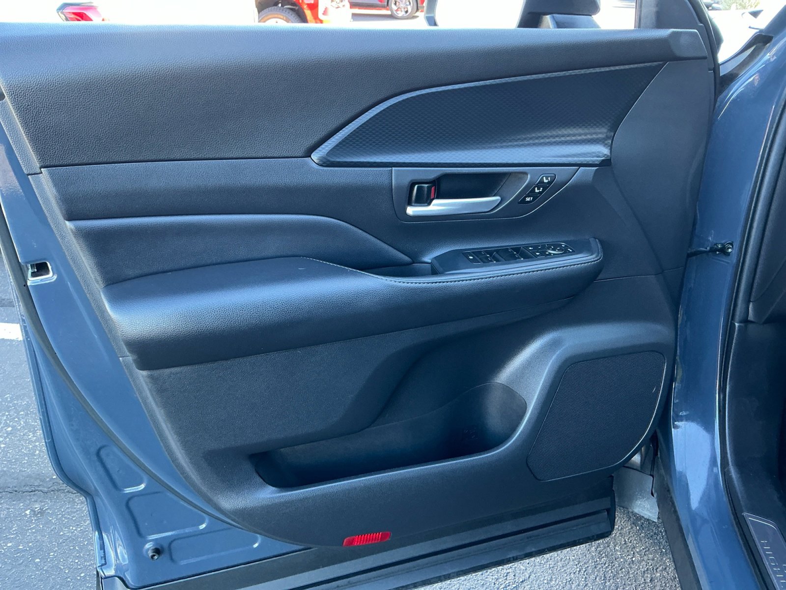 Used 2024 Toyota Grand Highlander AWD Hybrid image 13