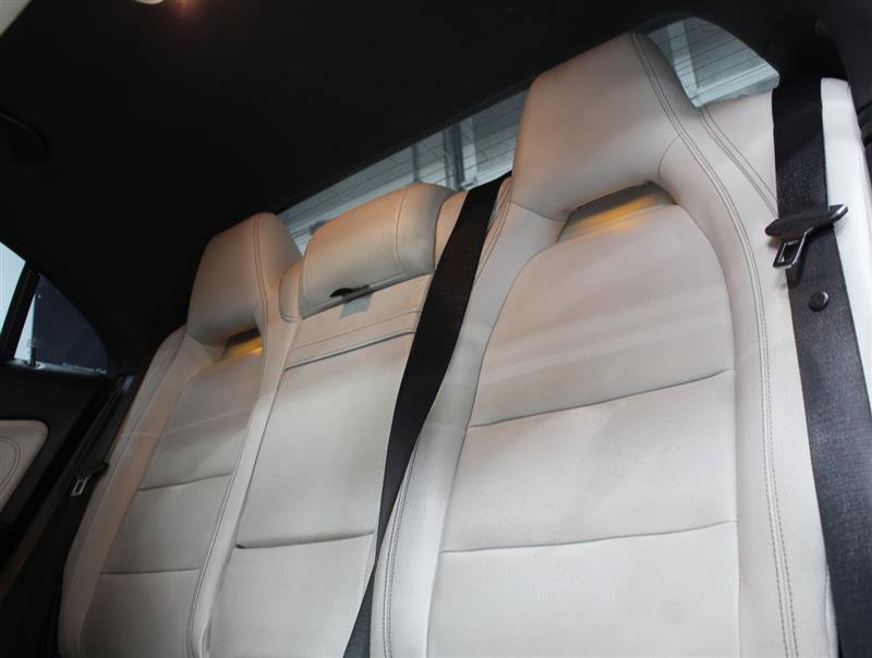 Used 2018 Mercedes-Benz CLA 250 image 17
