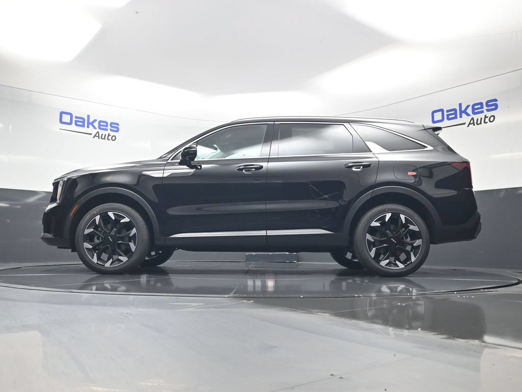 Certified 2026 Kia Sorento EX AWD/4WD image 42