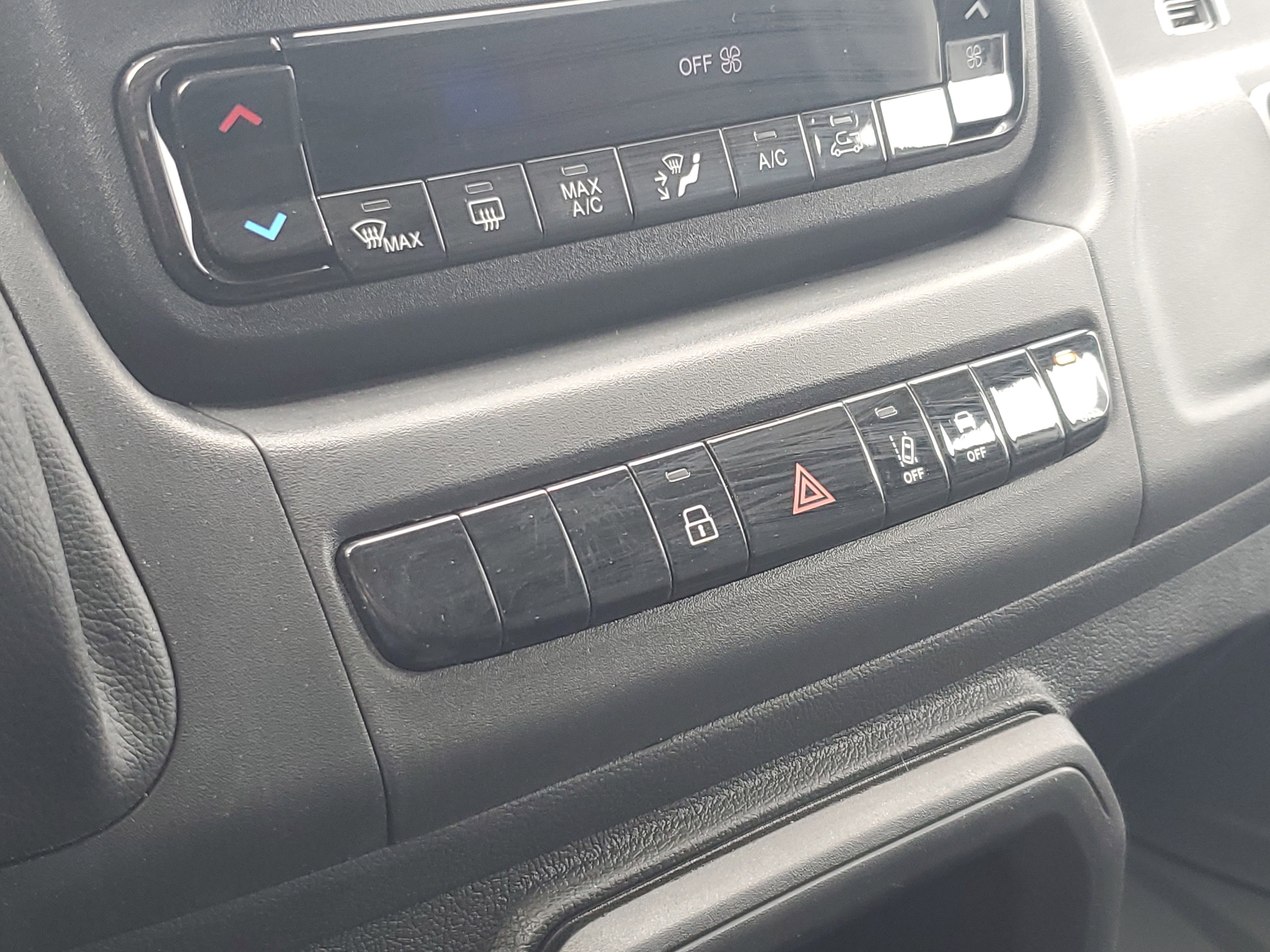 Used 2025 RAM ProMaster 2500 w/ Safety Group image 18