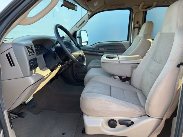 Used 2004 Ford F350 XLT image 11