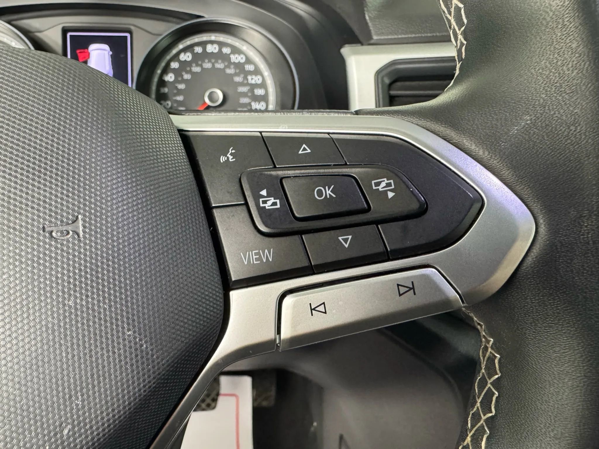 Used 2021 Volkswagen Atlas SE image 17