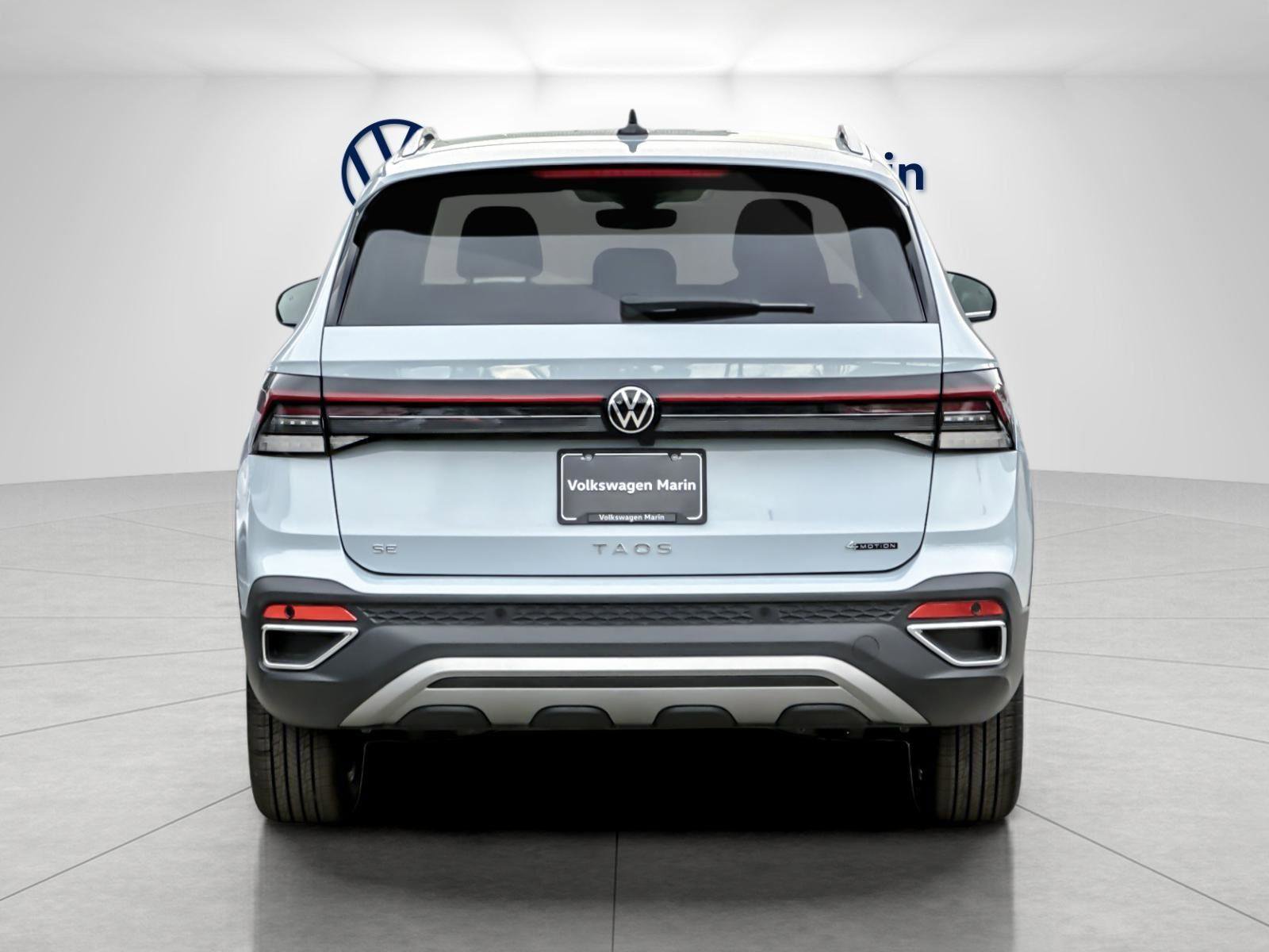 New 2026 Volkswagen Taos SE image 4