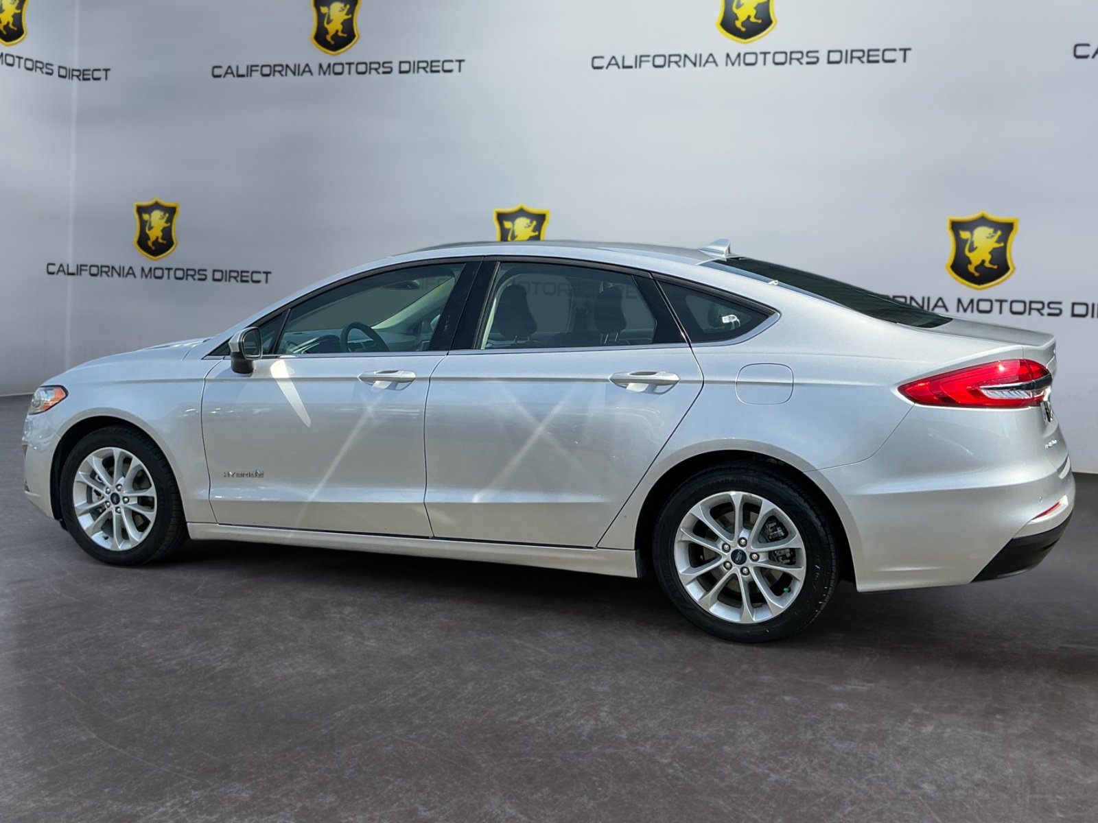Used 2019 Ford Fusion SE FWD image 8