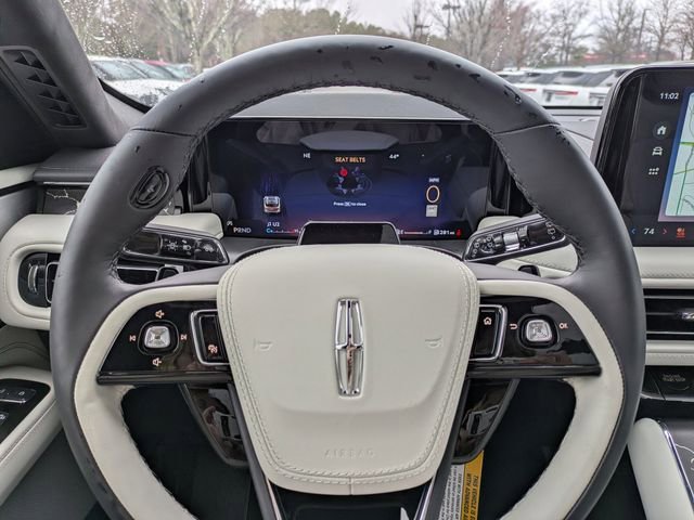 New 2026 Lincoln Aviator Black Label w/ Jet Appearance Package AWD/4WD image 26