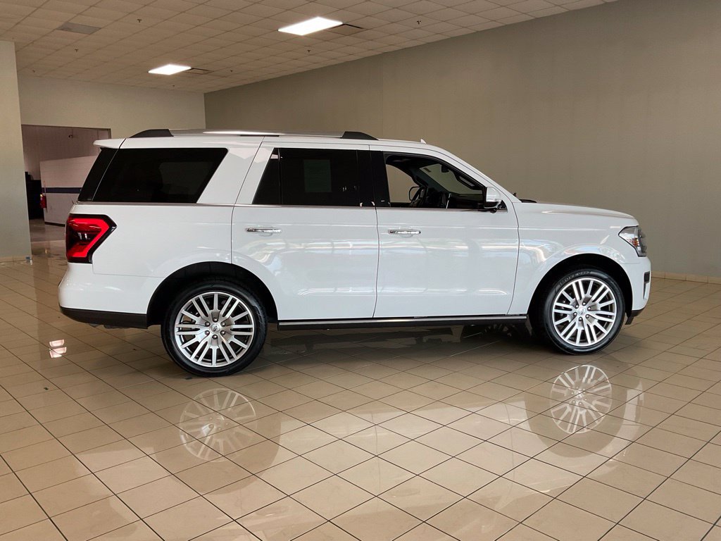 Used 2023 Ford Expedition Limited AWD/4WD image 7
